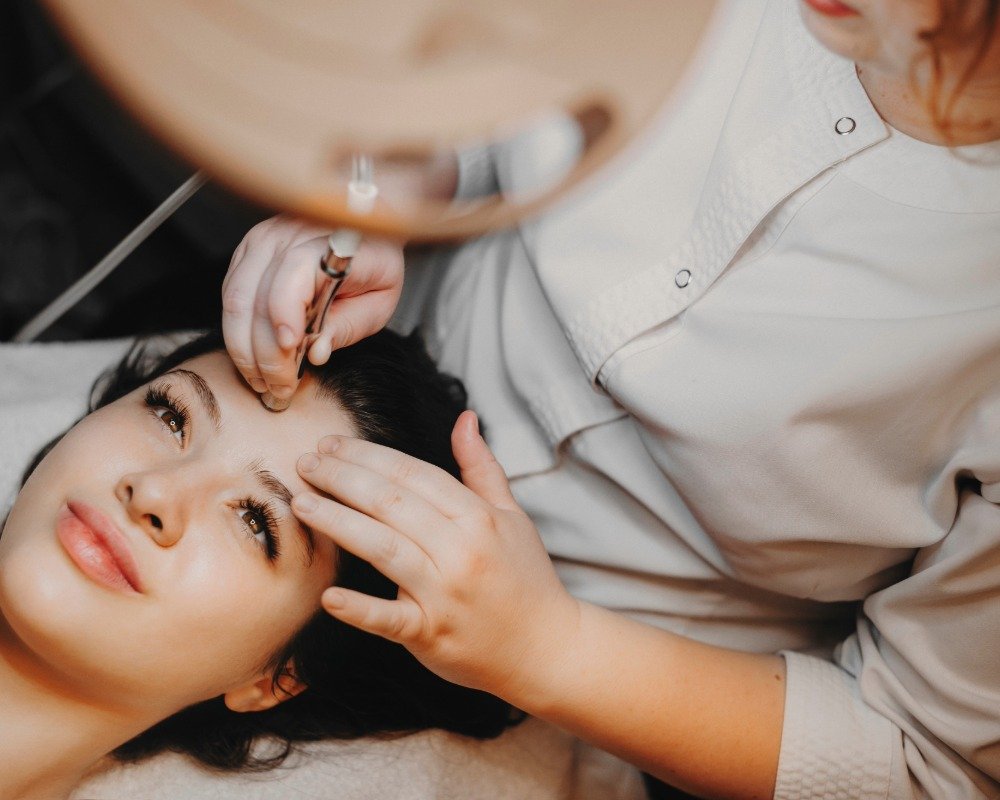 dr-ozlem-tosun-leke-tedavisi